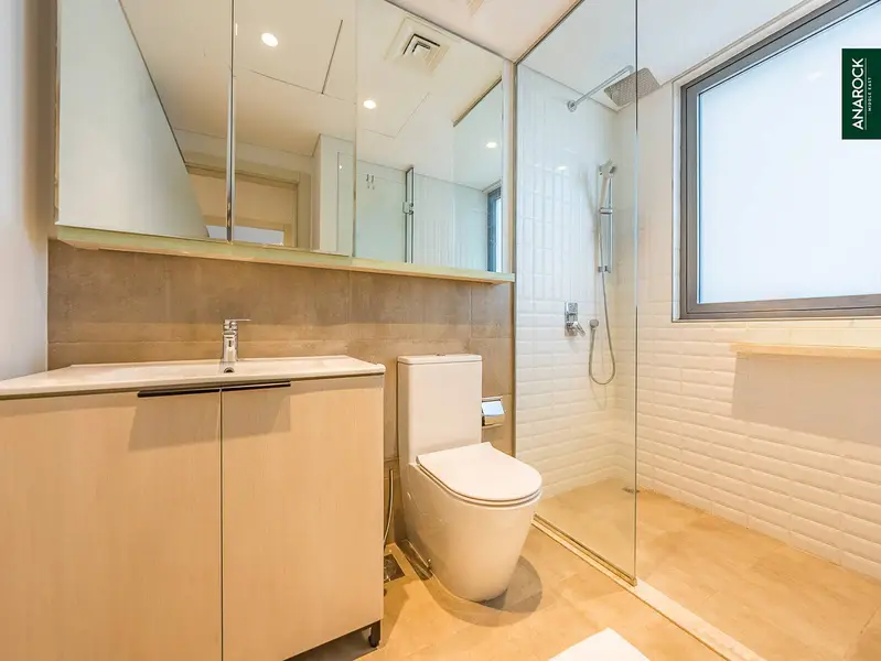 Park View | High Floor | Laundry and Storage Room