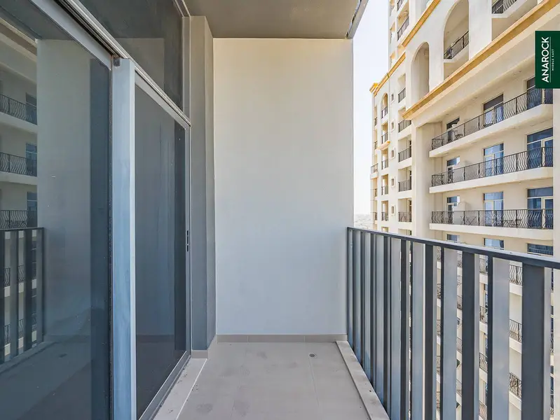 Park View | High Floor | Laundry and Storage Room