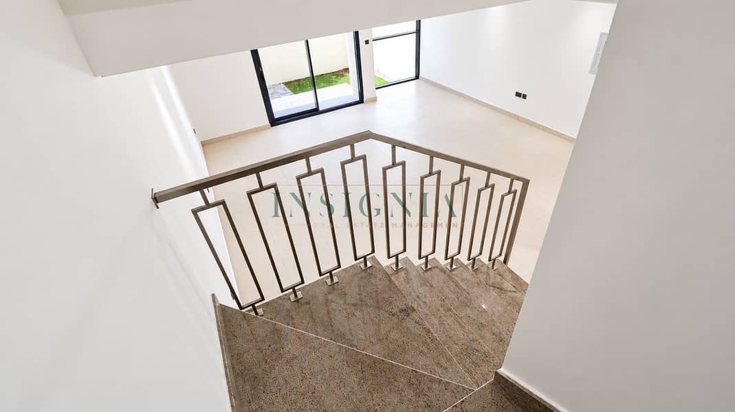 11 Bright Minimalist Staircase Interior. png