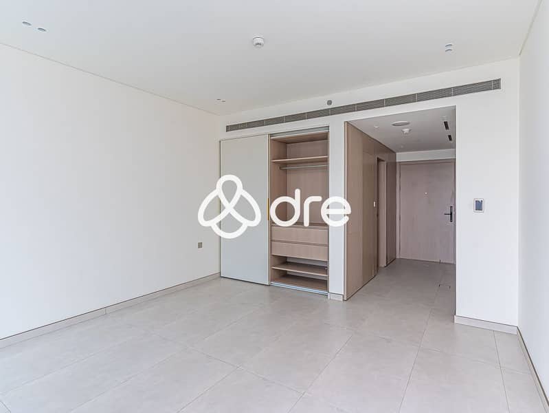 5 DRE09398. JPG