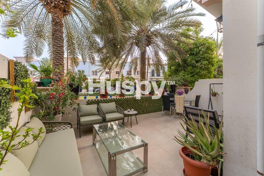 Vacant | Single Row | Close to Pool Vacant | Single Row | Close to Pool