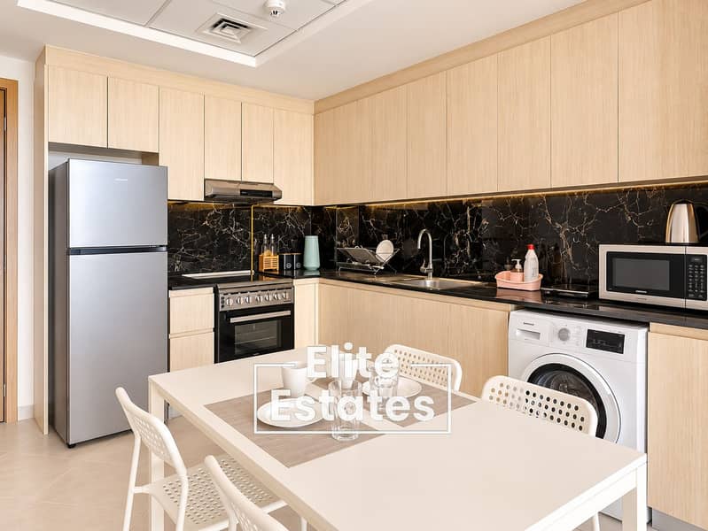 11 Modern Minimalist Kitchen and Dining Space. png