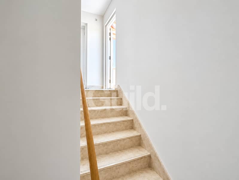 7 Image 7