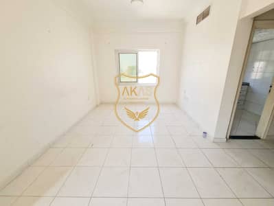1 habitación Apartamento para en Alquiler en Al Qulayaah, Sharjah - 1000363660. jpg