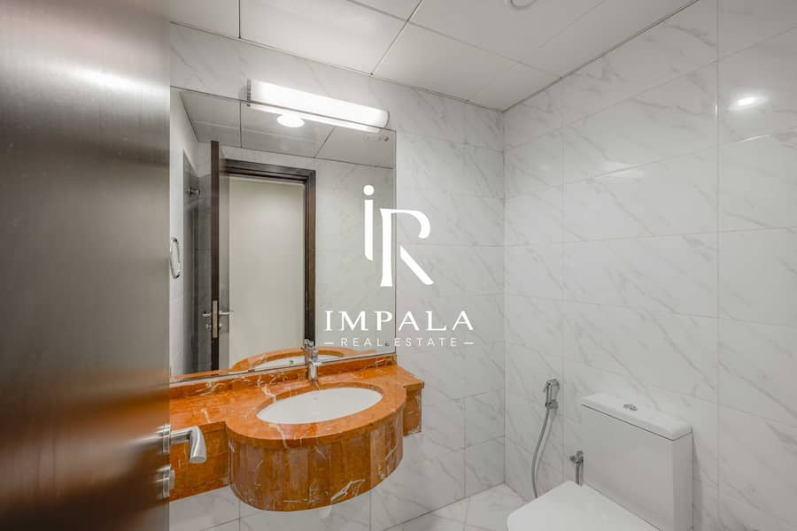 5 Guest Toilet. jpg