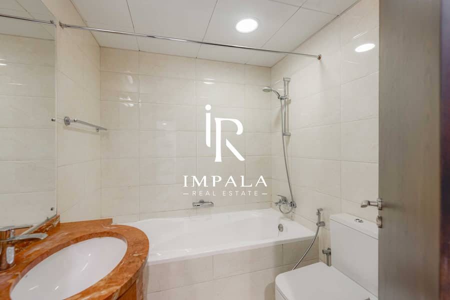 12 Bathroom1. jpg
