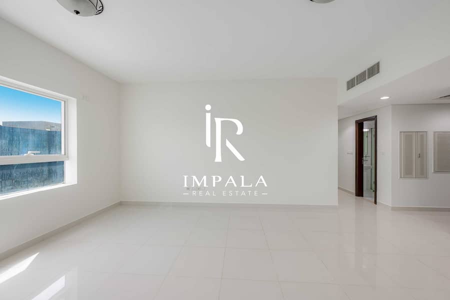 17 Living room2. jpg