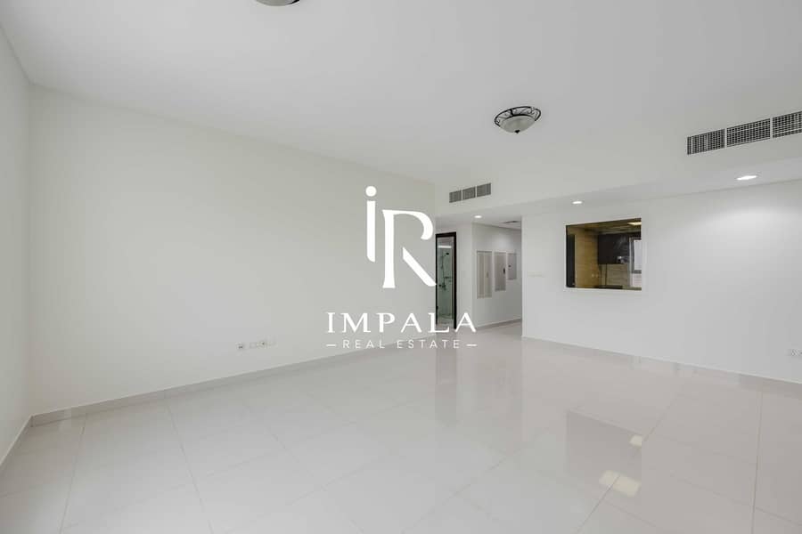18 Living room3. jpg