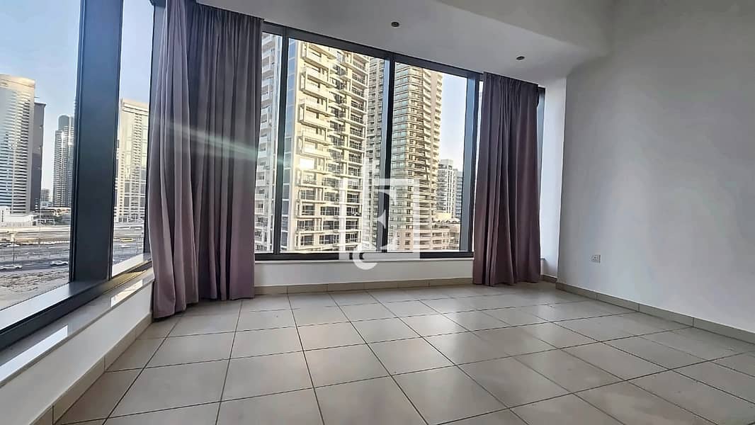 6 09_Master_Bedroom. jpg