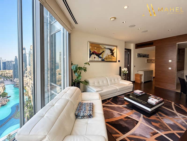 10 Refined apartment interior with skyline view-7. png
