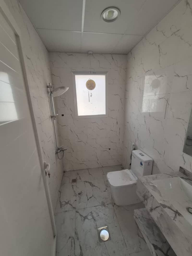 5 77720. jpg