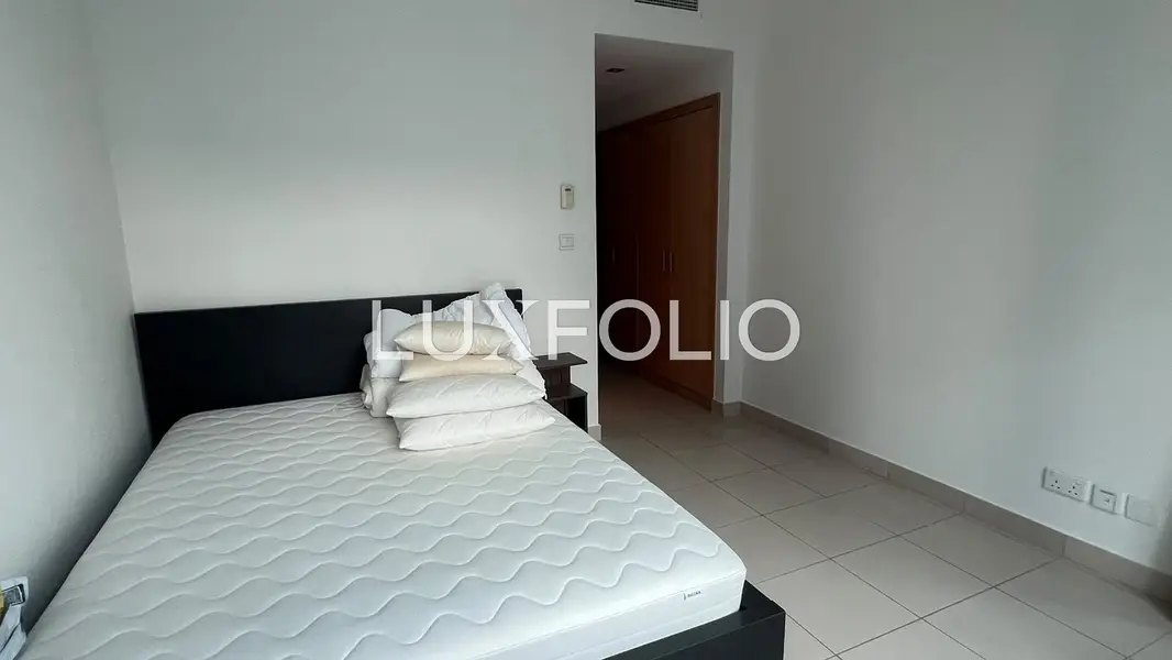 Marina View | Semi Furnished | Vacant