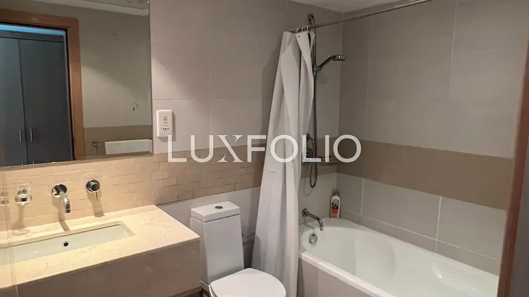Marina View | Semi Furnished | Vacant