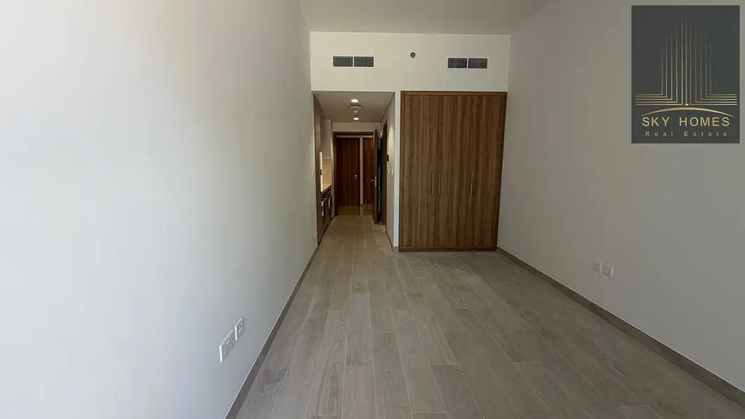 Brand new spacious studio available in beach front tower with all facilities