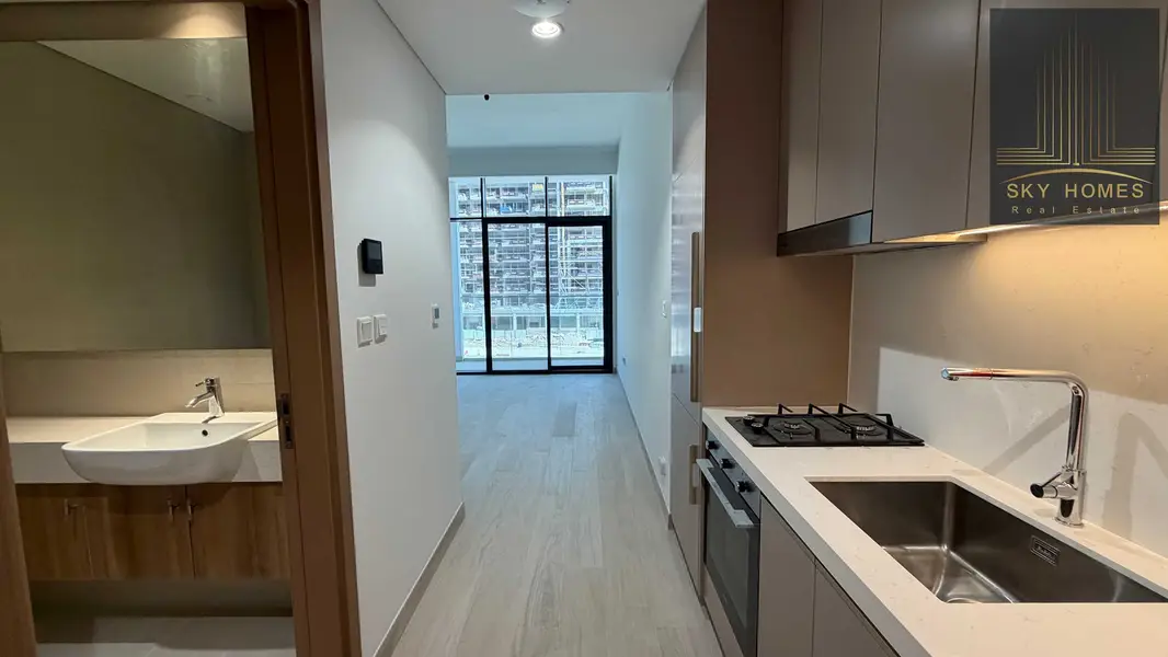 Brand new spacious studio available in beach front tower with all facilities