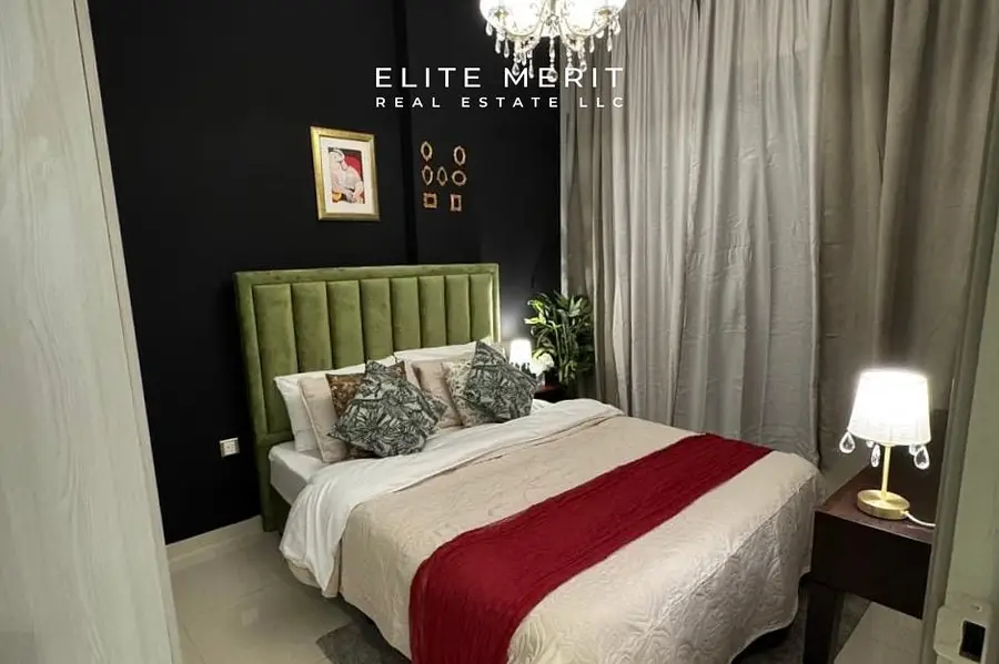Upgraded Interior | Fully Furnished | Vacant Now
