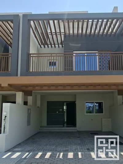4 Bedroom Townhouse for Rent in DAMAC Hills 2 (Akoya by DAMAC), Dubai - WhatsApp Image 2026-10-14 at 10.12. 32 AM. jpeg 4 Bedroom Townhouse for Rent in DAMAC Hills 2 (Akoya by DAMAC), Dubai - WhatsApp Image 2026-10-14 at 10.12. 32 AM. jpeg