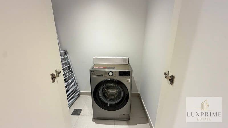24 IMG_9854. JPG. jpeg