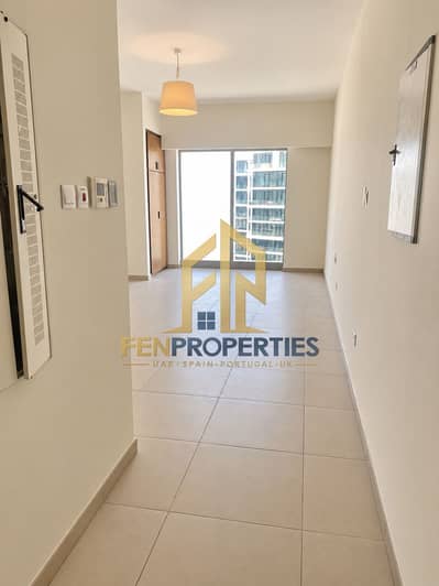استوديو  للايجار في جزيرة الريم، أبوظبي - 03-Entrance-and-room. png