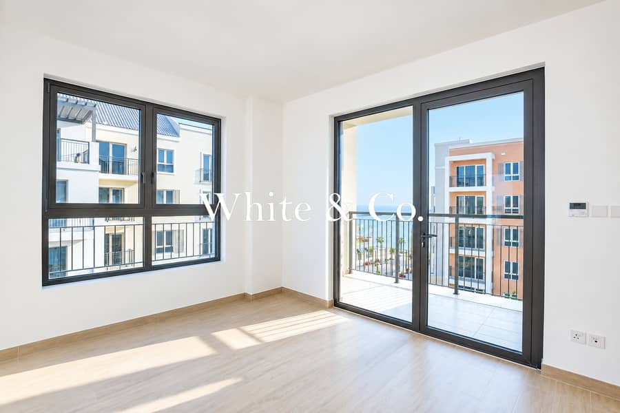 Corner Unit |Partial Sea View |Vacant Soon Corner Unit |Partial Sea View |Vacant Soon