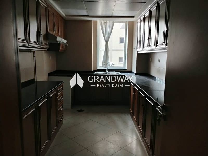 2 Spacious 2 BR Apartment I Balcony View I JVC — photo 1