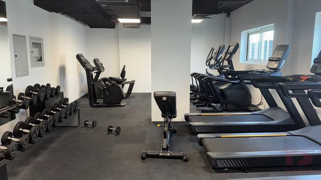 14 J2 GYM. jpeg