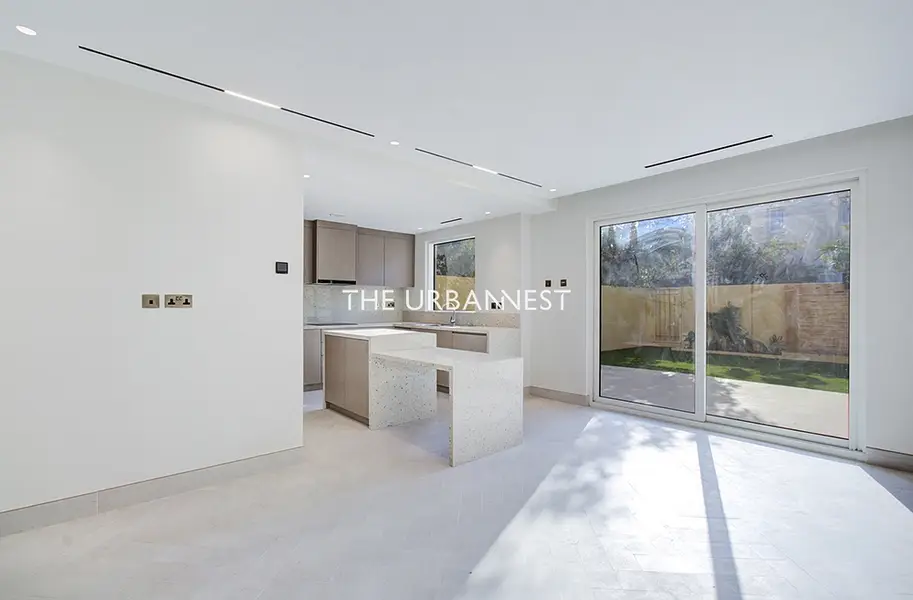 Fully Upgraded | Extended | 3 Bedrooms | Vacant
