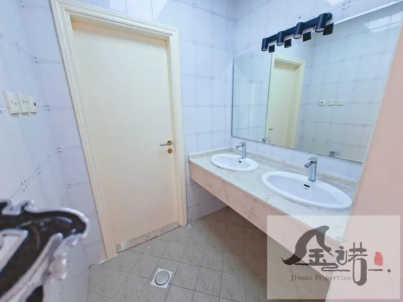 AMAZING LOCATION | FAMILY COMMUNITY | VACANT VILLA