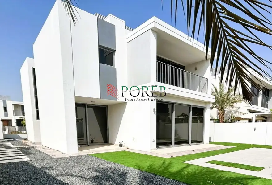 Landscaped | Vacant End Oct | Back-to-Back Villa