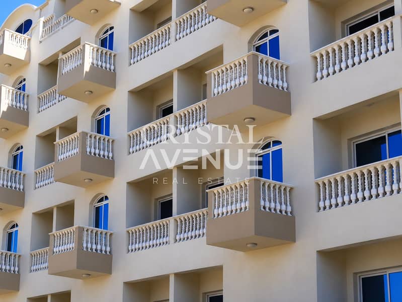 10 Central building facade crop-12. png