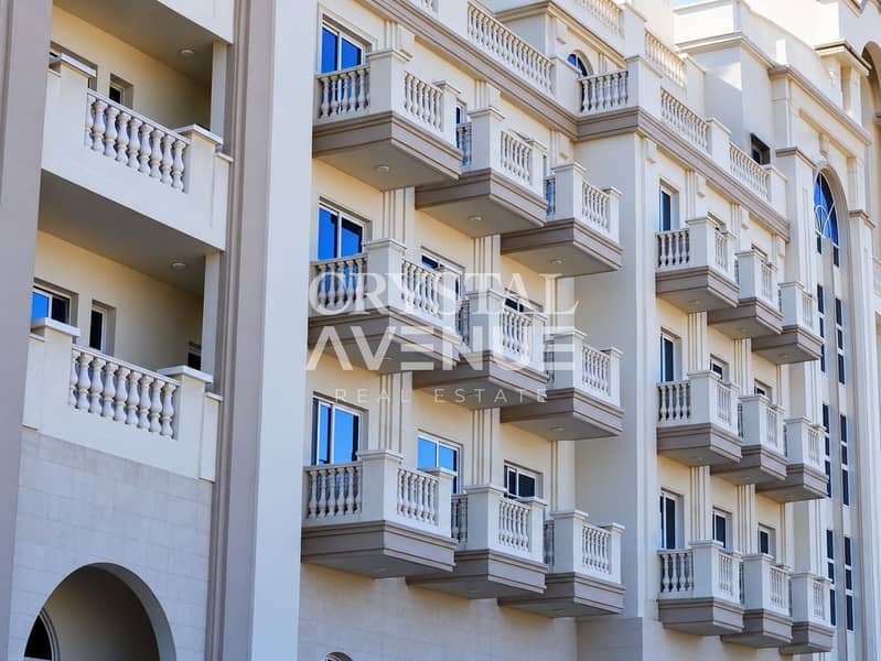 12 Central facade windows and balconies-14. png