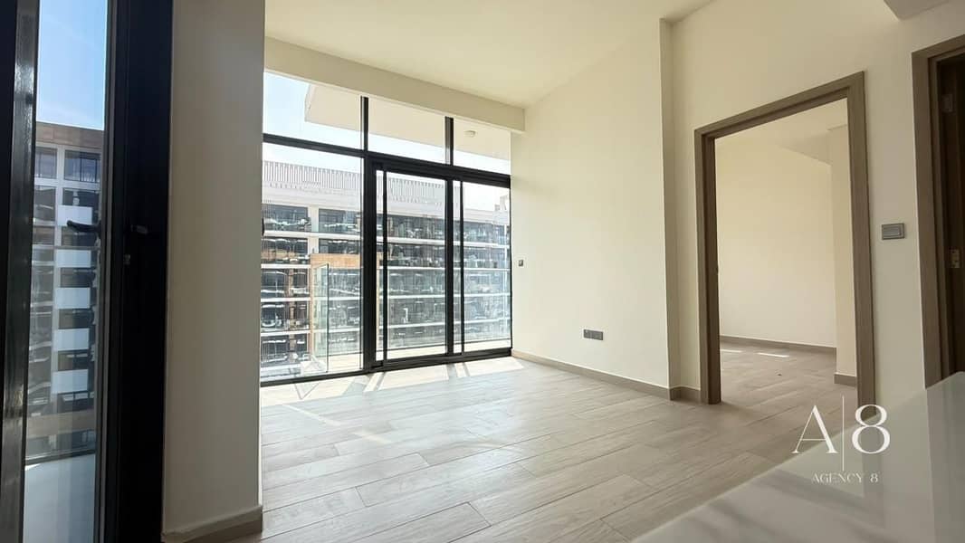Corner unit | VACANT | 2 Balcony's Corner unit | VACANT | 2 Balcony's