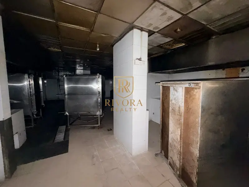 RESTAURANT SPACE | ROAD-FACING | HIGH FOOTFALL