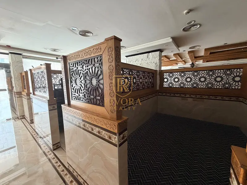 RESTAURANT SPACE | ROAD-FACING | HIGH FOOTFALL