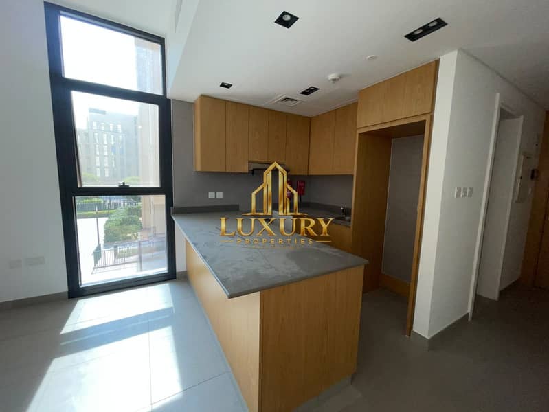 4 1BR Apartment for Rent in Mamsha, Sharjah | AED 40,000 Yearly | 4 Payments | 730 Sq. Ft.