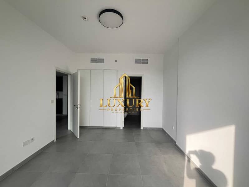5 1BR Apartment for Rent in Tiraz 4, Aljada Sharjah | 2 Bathrooms | Balconies | 870 Sqft