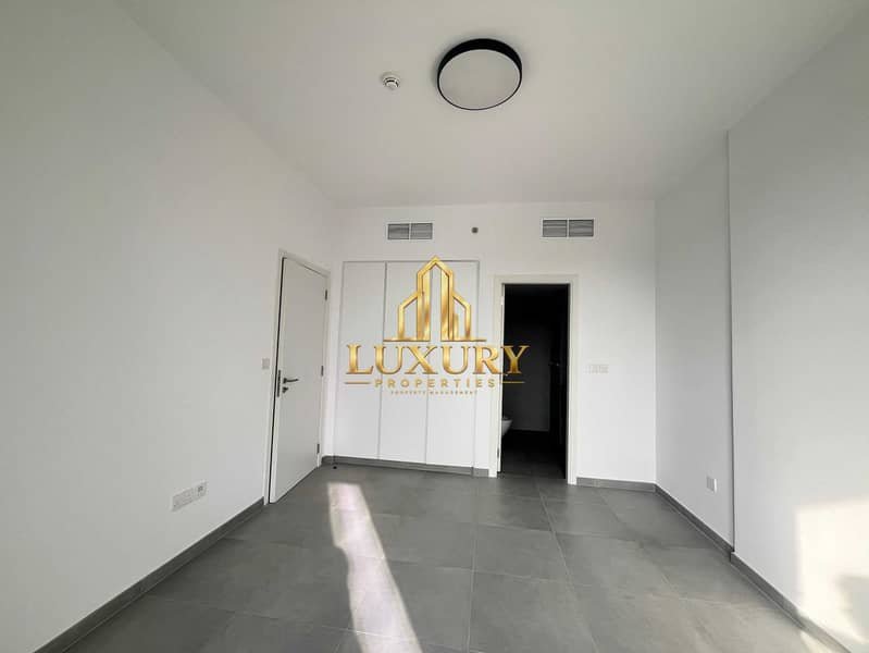 10 1BR Apartment for Rent in Tiraz 4, Aljada Sharjah | 2 Bathrooms | Balconies | 870 Sqft