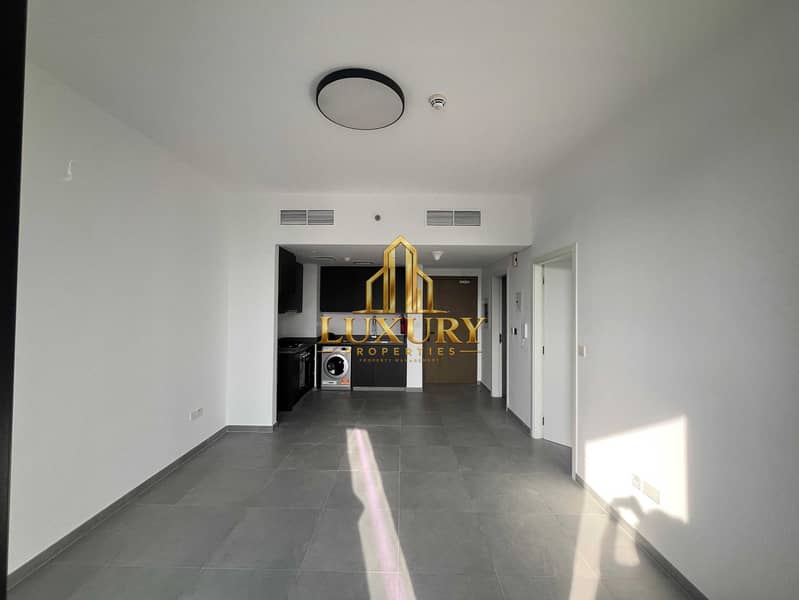 16 1BR Apartment for Rent in Tiraz 4, Aljada Sharjah | 2 Bathrooms | Balconies | 870 Sqft