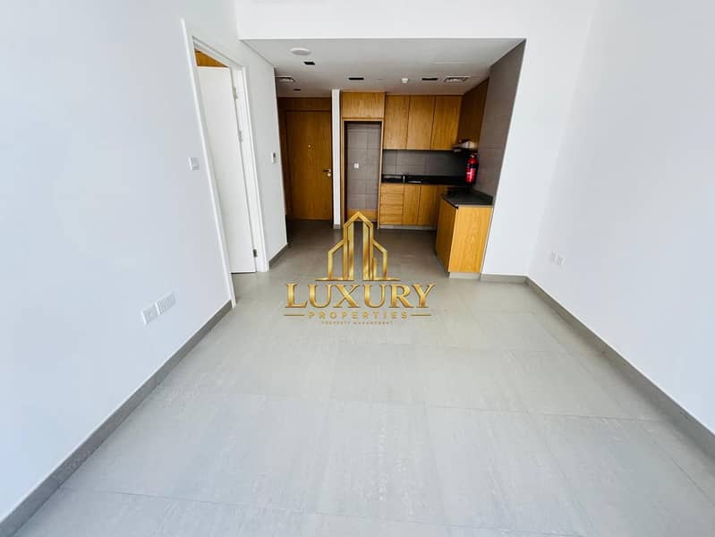 12 Spacious 1 BHK for Rent in Al Mamsha, Sharjah – 4 Cheques | AED 39,990/Year