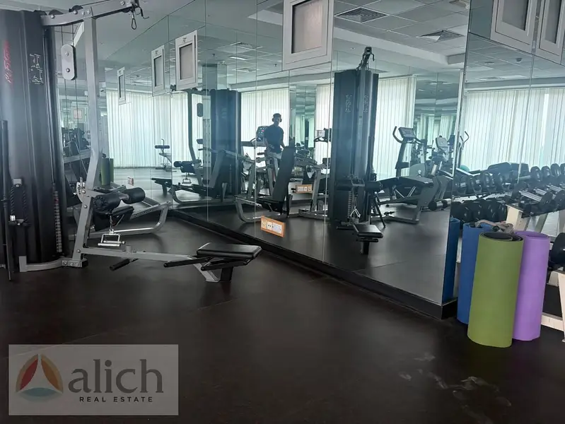 Unoccupied Unit | Middle Floor | Ideal Location