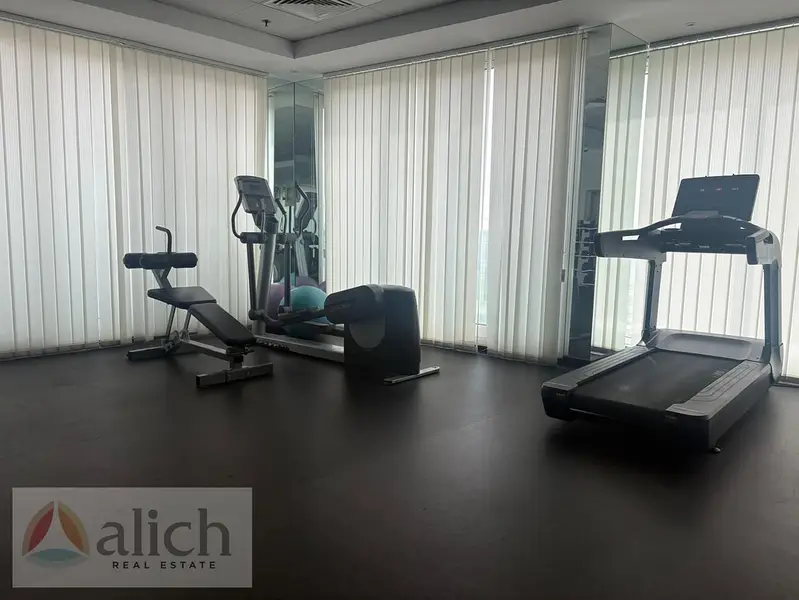 Unoccupied Unit | Middle Floor | Ideal Location