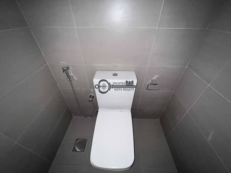 9 1000077589. jpg