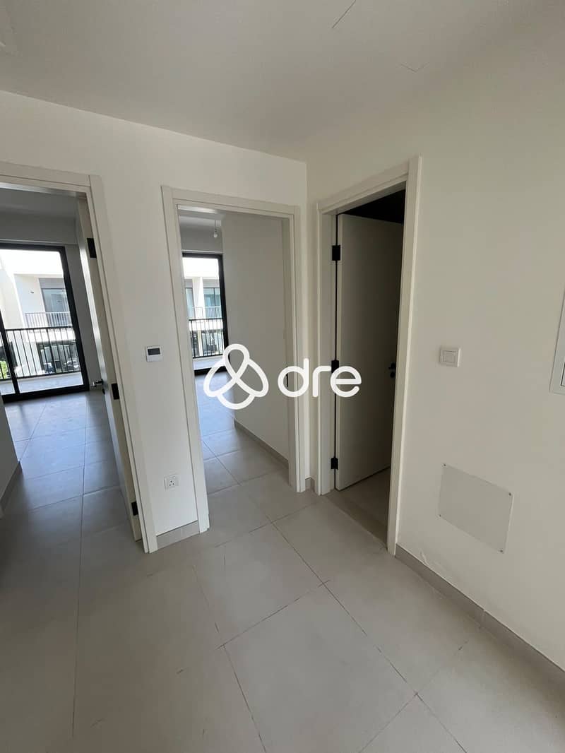 10 WhatsApp Image 2026-10-14 at 13.52. 43 (4). jpeg