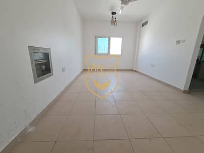 1 habitación Apartamento para en Alquiler en Al Qulayaah, Sharjah - 1000363680. heic
