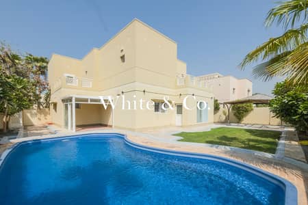 4 habitaciones Villa para en Alquiler en The Meadows, Dubai - Villa en The Meadows,The Meadows 7, 4 dormitorios, 375000 AED - 15983368 4 habitaciones Villa para en Alquiler en The Meadows, Dubai - Villa en The Meadows,The Meadows 7, 4 dormitorios, 375000 AED - 15983368