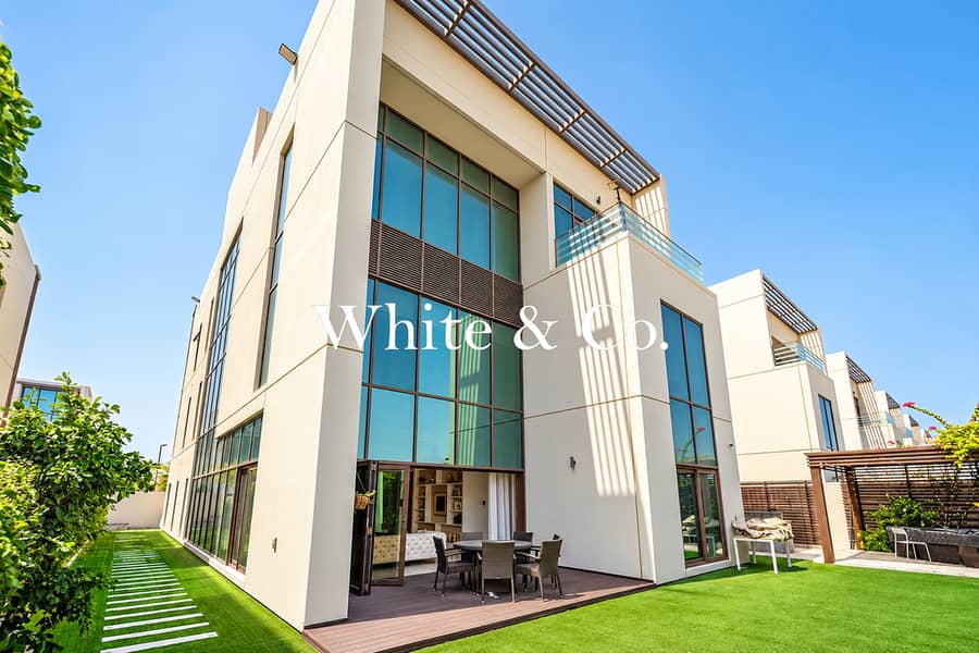 Villa in Meydan,Meydan Gated Community,Grand Views, 6 schlafzimmer, 12500000 AED - 16855183 Villa in Meydan,Meydan Gated Community,Grand Views, 6 schlafzimmer, 12500000 AED - 16855183
