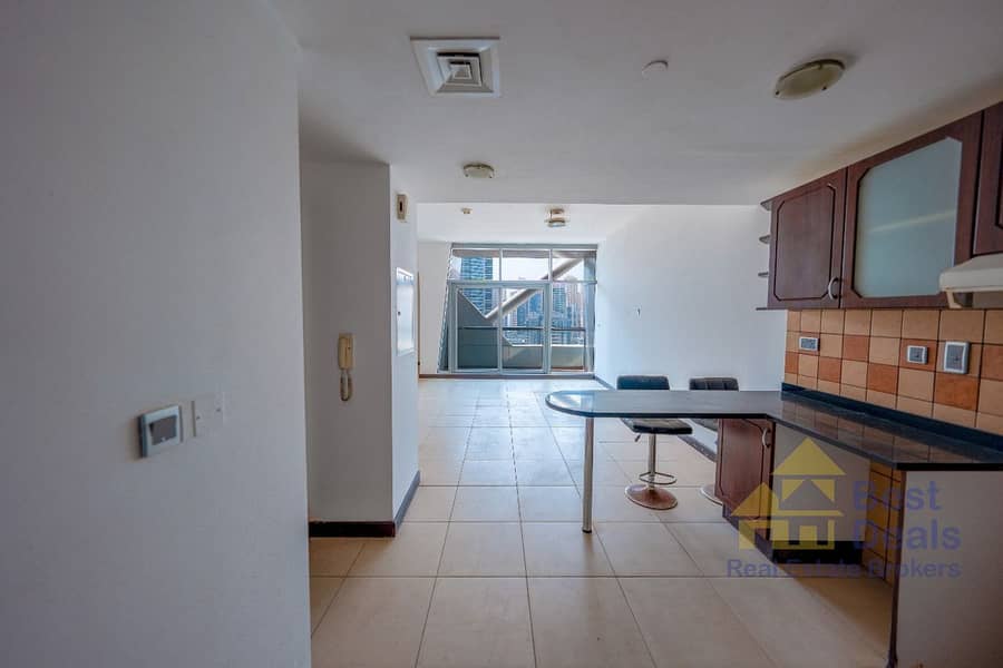 Studio Apartment | Indigo Tower | Downtown City View | Balcony Access