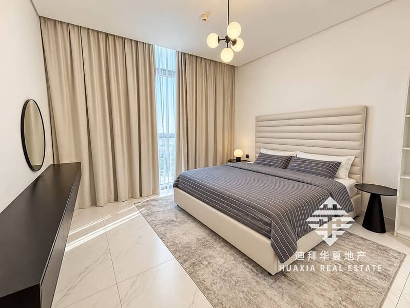 5 Bright Minimalist Bedroom Retreat. png