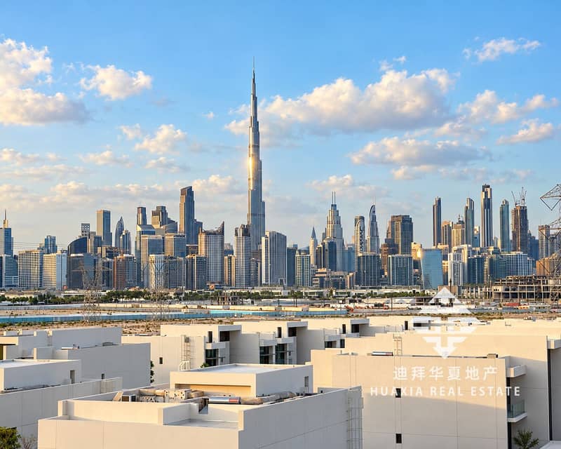 8 Dubai Skyline with Burj Khalifa. png