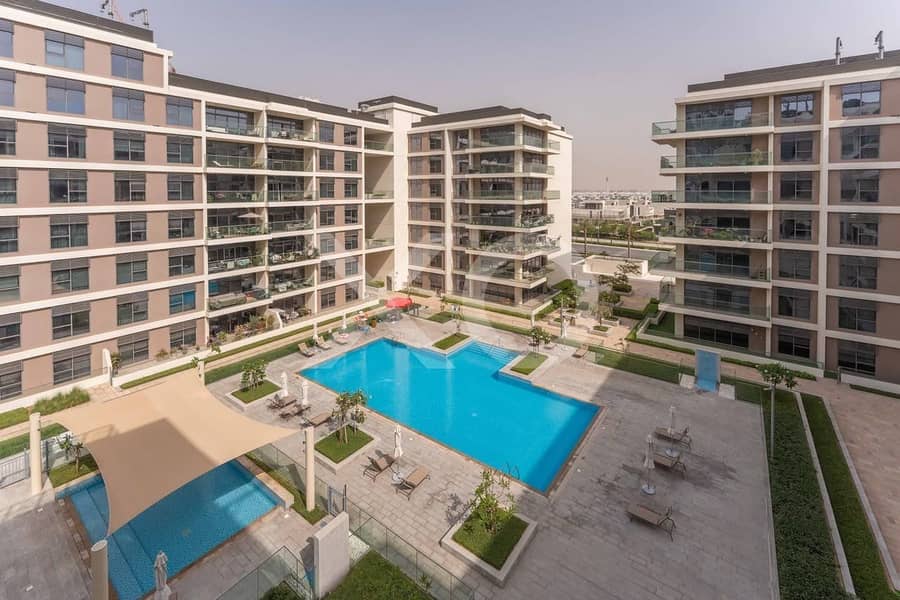 Pool View | Dual Aspect | Spacious Layout Pool View | Dual Aspect | Spacious Layout